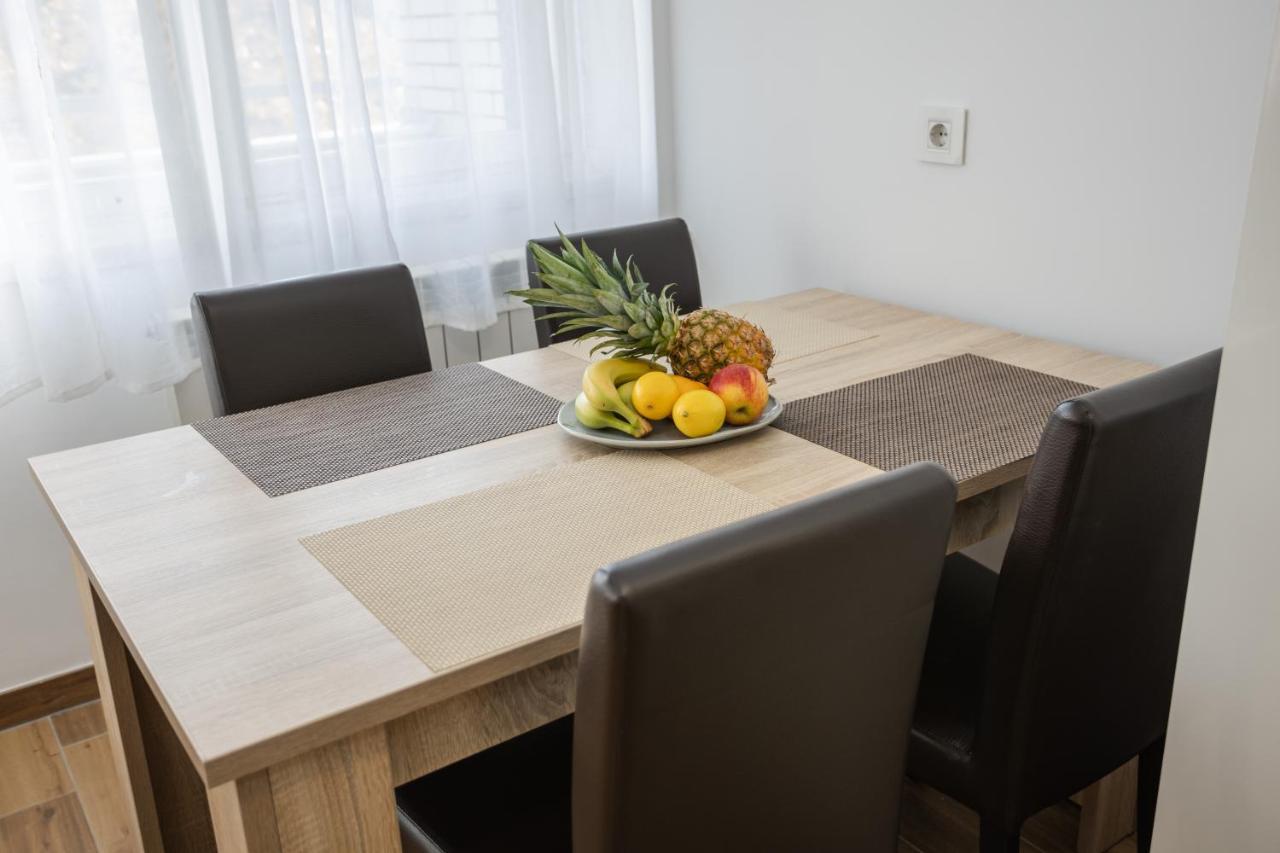 Apartment Sara เบลเกรด ภายนอก รูปภาพ