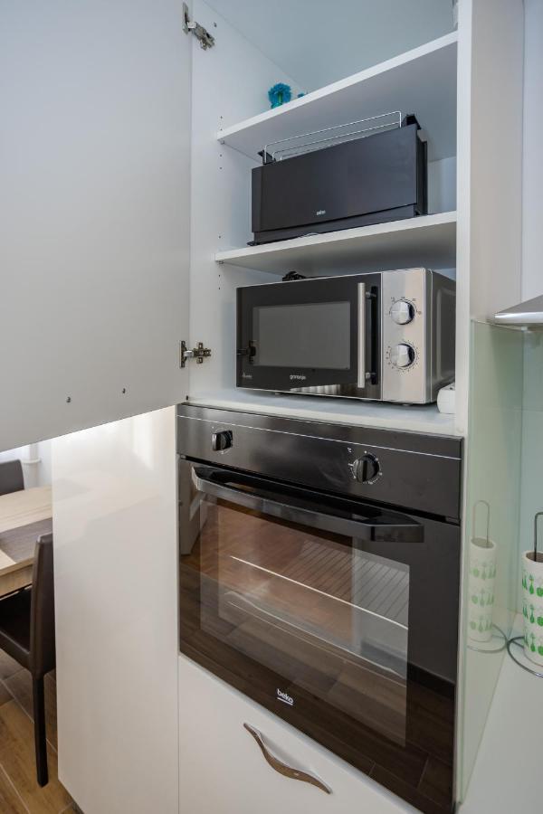 Apartment Sara เบลเกรด ภายนอก รูปภาพ