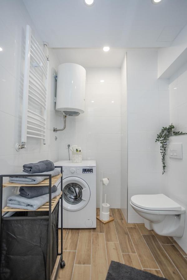 Apartment Sara เบลเกรด ภายนอก รูปภาพ