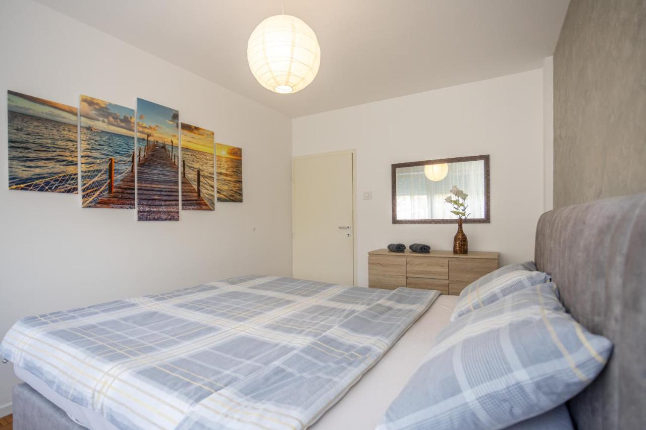 Apartment Sara เบลเกรด ภายนอก รูปภาพ